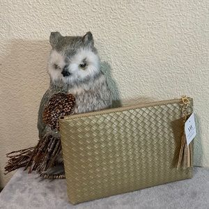 Virginia Wolf Metallic Gold Woven Pouch/Clutch